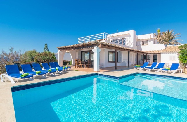 Villa Sol Naixent - Villa With Private Pool