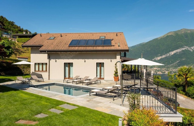 Villa Sonni - Four Bedroom Villa, Sleeps 8