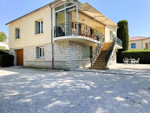 Villa spacieuse avec vue sur montagne à Sablet + Piscine privée