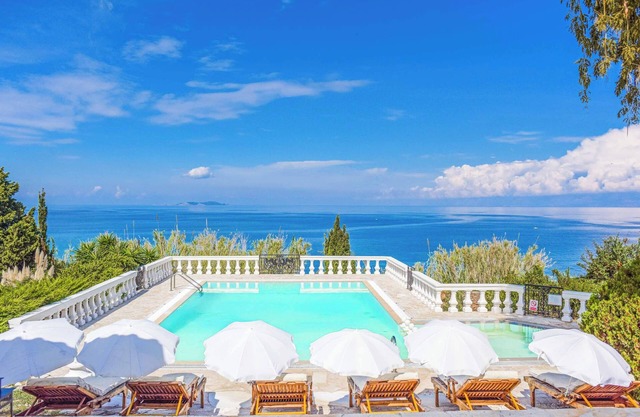 Villa Stella - Three Bedroom Villa, Sleeps 6