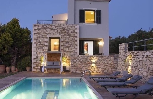 Villa Sunset - Holiday villa with Panoramic Sea Views