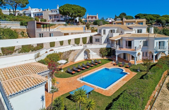 Villa Tess by Villa Plus