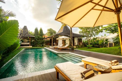 Villa Tropical Svasti by Nakula