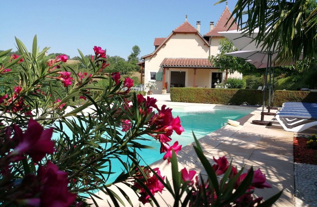 VILLA TYPE QUERCYNNOISE FAYCELLES
