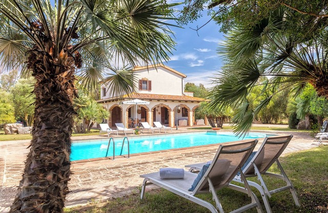 Villa Ulivo - An elegant residence, in the silence of the countryside