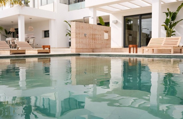 Villa Venus - Ruhig im Grünen Gelegen, 10 min zum Strand und Nach Ibiza Stadt