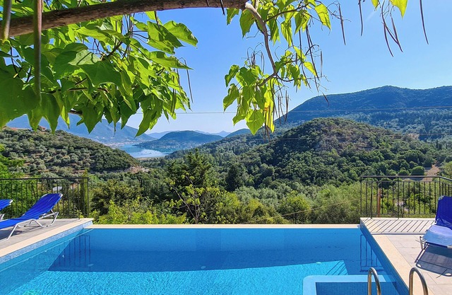 Villa Victoria - 3 Bedroom Villa with a private pool