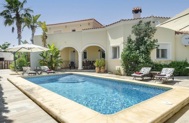 Villa 'Vista Panoramica' with Mountain View, Wi-Fi and Air Conditioning