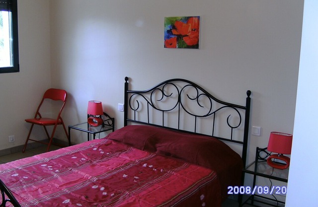 VILLA WITH JACUZZI AND STUDIO. FOR 10 PEOPLE NEAR Wed.