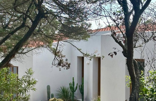 Villa with magnificent sea view on the Pointe de la Castagne, Coti Chiavari