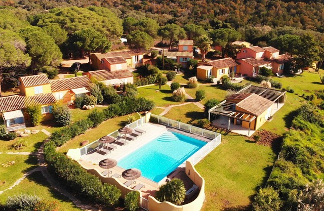 Villa with pool in Porto-Vecchio at the gates of Palombaggia - Milobeach *