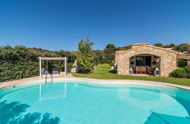 Villa With Pool in Castiadas with fine interiors, a few km from the sea