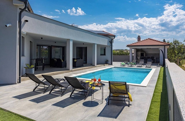 Villa with Private Illuminated Pool