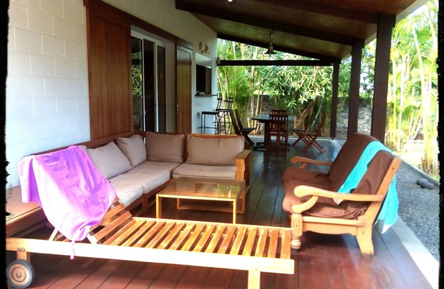 Villa with garden and swimming pool in quiet dead end 5 minutes from the beach.