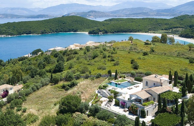 Villa Yasemia - Six Bedroom Villa, Sleeps 12