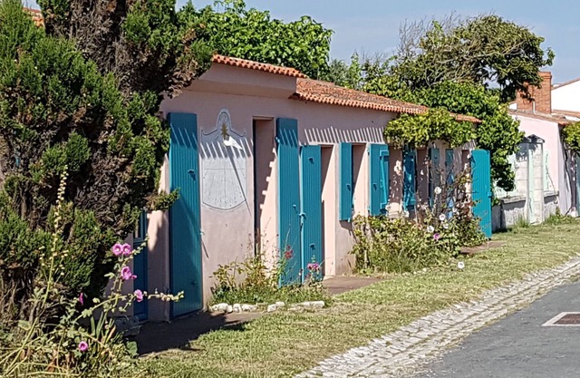 Village house with a large garden sleeps 10