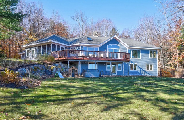 Village Vacation Home: Family Friendly Luxe
