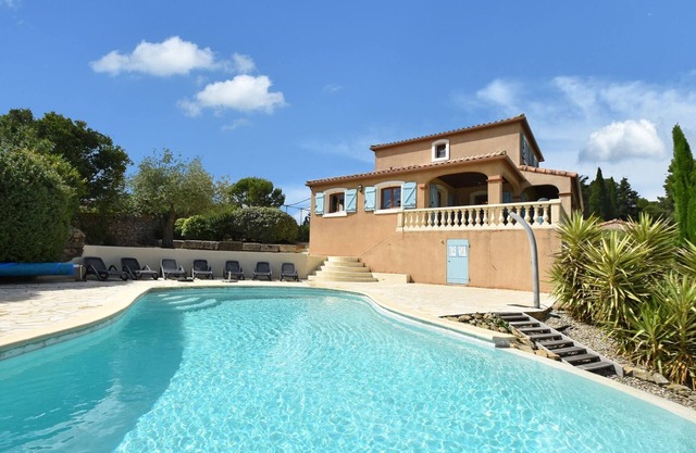 Vineyard Stay w/Pool