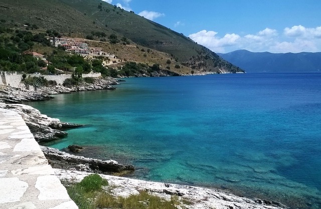 *Vintage House - Spectacular Sea View in Agia Efimia, only 10 steps to the sea*