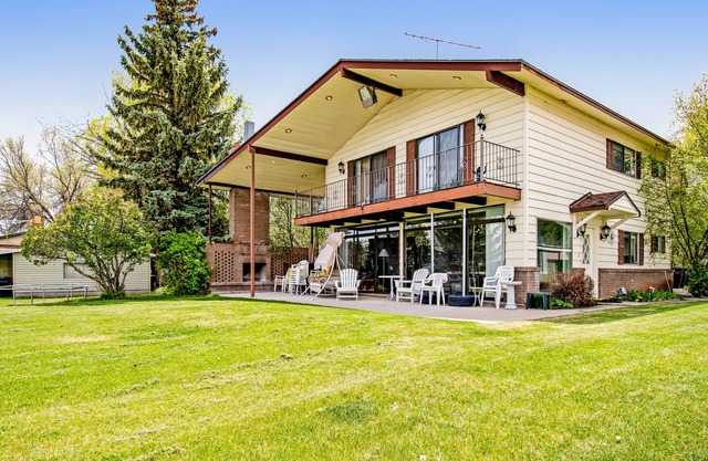 Vintage Lakefront Home with Private Lake Access