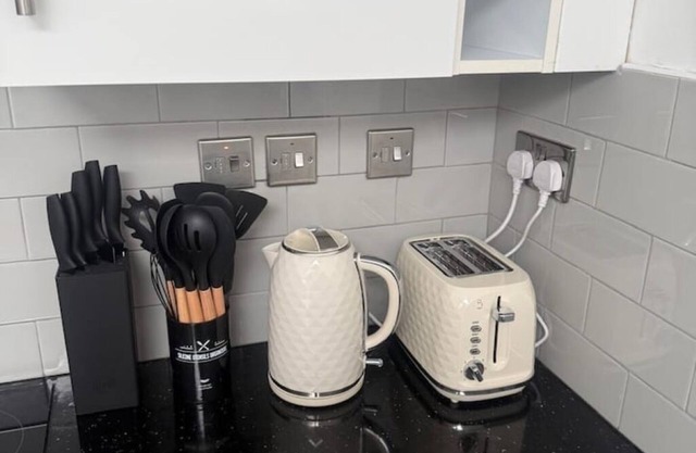 Vistara - 1BR Flat - Close to London & Gatwick