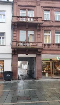 Von privat, Großes Zimmer sehr zentral in Bad Homburg Stadtmitte