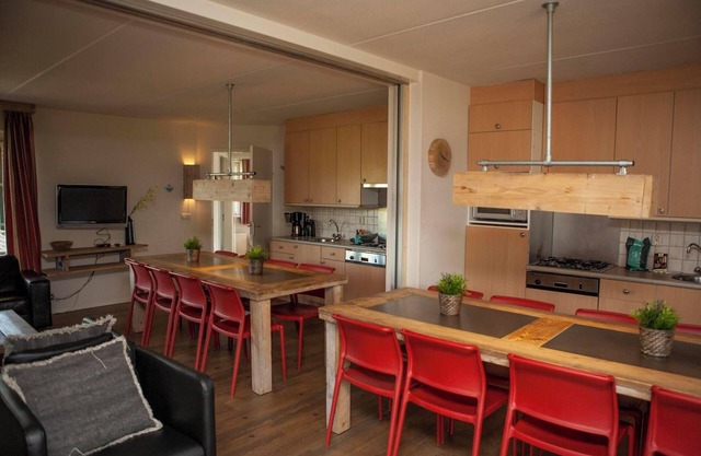 Voorde 16-person bungalow