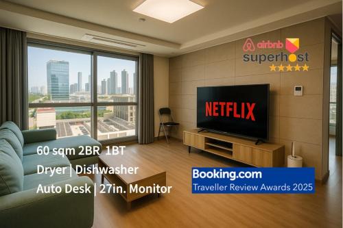 W 2BR 60m2 Newly Built High Floor APT 2min to Hyundai Outlet Triple St 2Free Parking