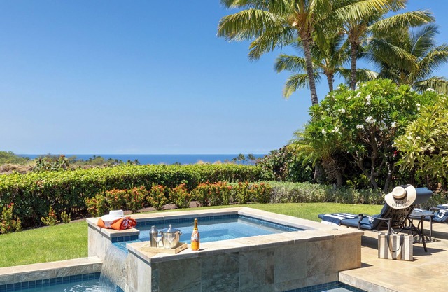 Waiulaula Mauna Kea Villa - Ocean Views - Upscale Furnishings - Member of Club