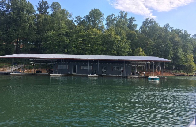 Wake up with the lake as your front yard! 3bd/1bth with land access & boat slip