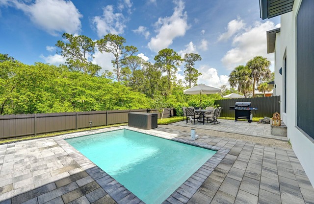 Walk to Celebration Park: Naples Home w/ Pool!