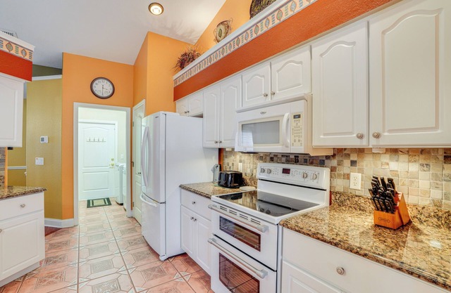 Walk to Lake Diamond Golf: Home w/Private Pool!