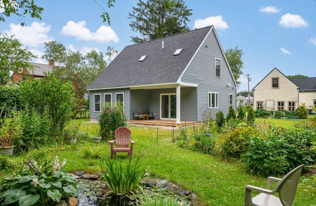 Walkable Beach Area Getaway
