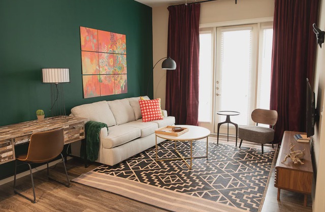 WanderJaunt | Vermilion | 1BR | Barton Creek