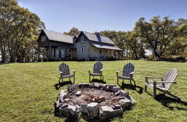 Warm Springs Mountain Cabin w/Modern Style