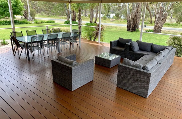 Water views and Murray River access direct from the lagoon