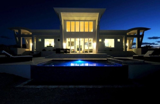 Waterfall Villa - Contemporary Villa W/Private Pool