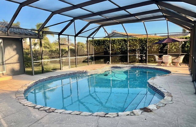 WATERFRONT COCOA BEACH HOME, POOL, KAYAKS, & MANATEES