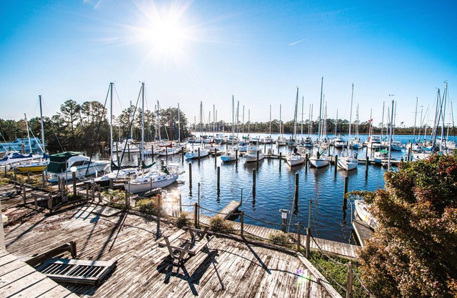 Waterfront Condo near Tryon Palace | Sleeps 4