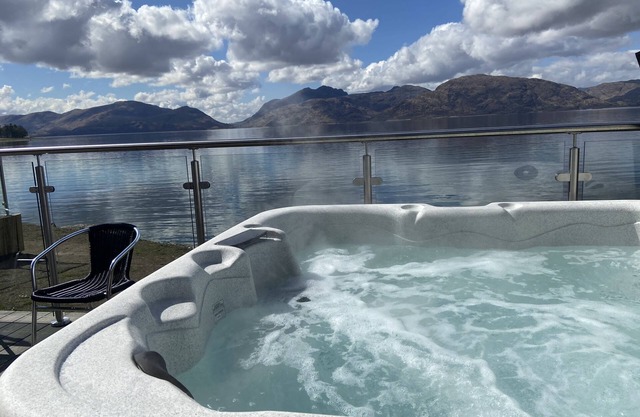 Waterfront Lodge 7 with Hot Tub