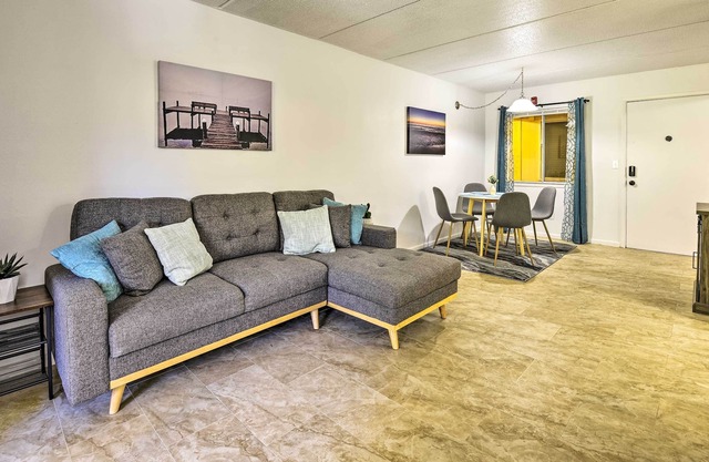 Waterfront Mary Esther Condo w/ Kayaks!