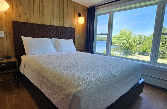 Waterfront Motel-Mountain View-ATV Access