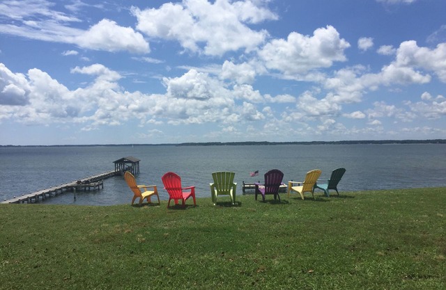 Waterfront River Home- Chesapeake Bay, Deltaville, VA. Pier and private beach
