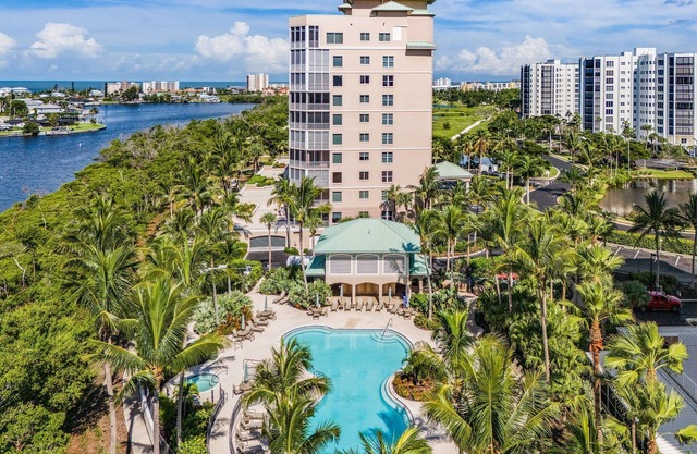 Waterside #835: Bayscape Bliss 3BR/2BA Condo w/ Pool!