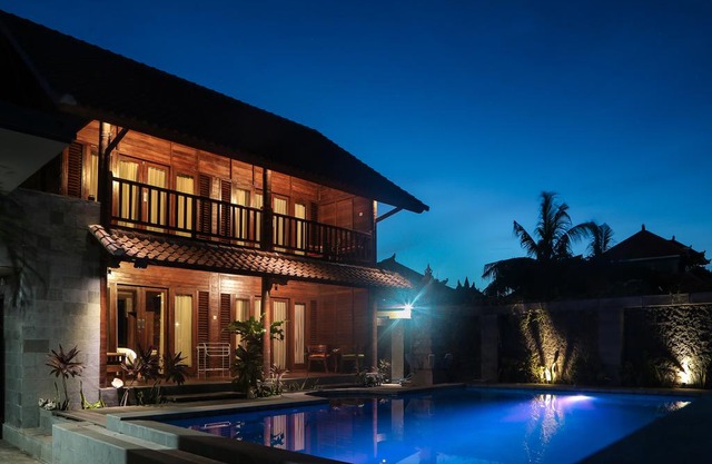 Waterside Inn Nusa Penida