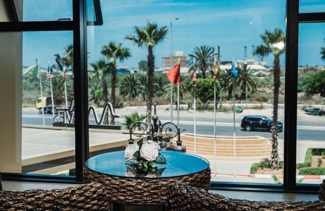 Waves Aqua Hotel