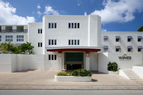 Waves Hotel 
