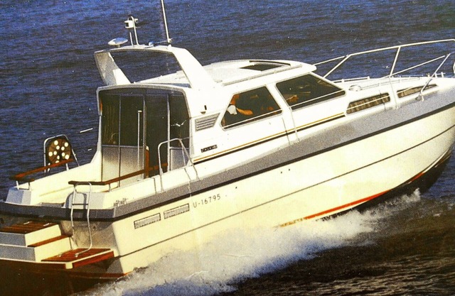 WELCOME TO CHARTER LIVEABOARD BOAT M/Y HELSINKInnn