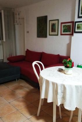 Welcoming 1 studio apartment with terrace