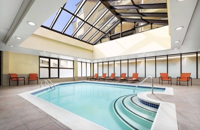 Welcoming Mountain Suite w/Unmatched Scenic Views Ideal for Couple Stays